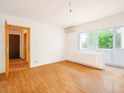 Apartament Decomandat cu 4 Camere | Etaj 1 | Zona Soarelui – Confort 1