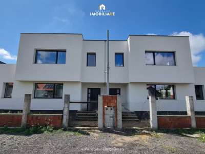 🏡 Casă tip duplex cu exterior complet finisat – Cartierul Florilor, Săcălaz