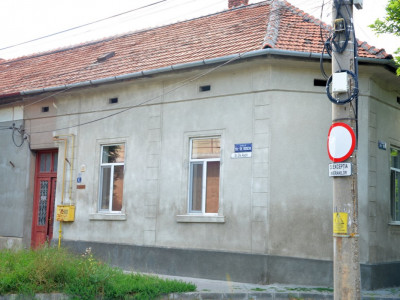 Apartament 1 camera la curte comuna