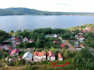 De vanzare vila lacul Surduc