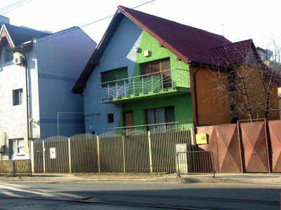 Casa de inchiriat zona Modern